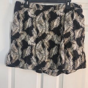 Black and Cream Leaf Print Skirt/Skort